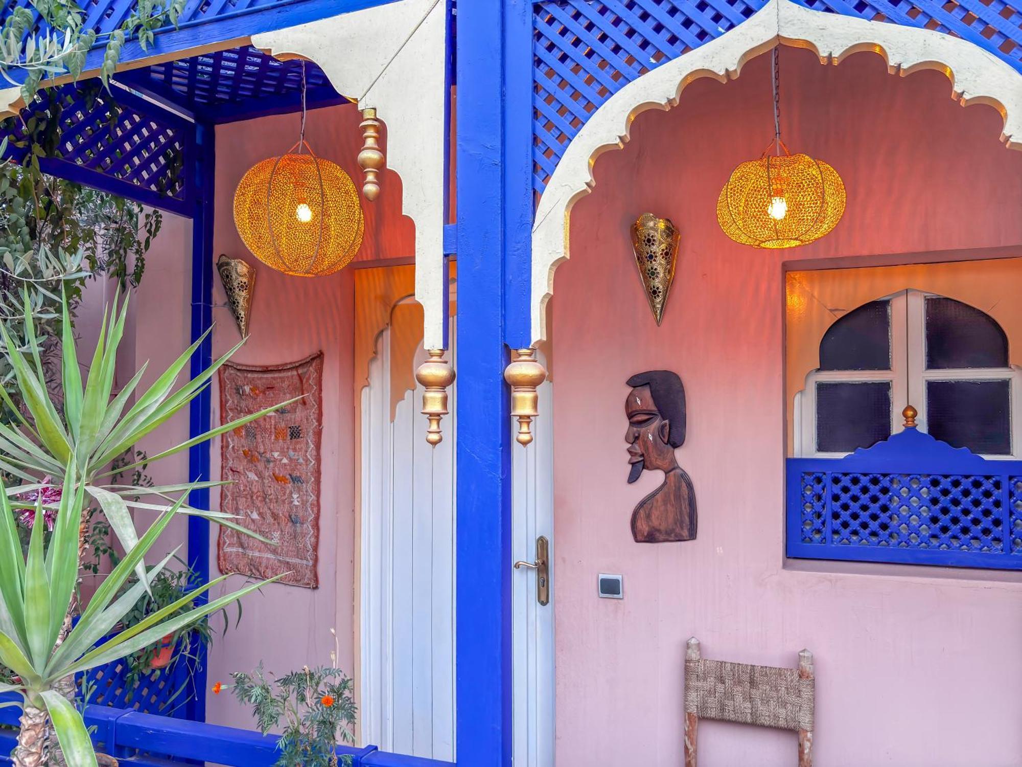Bed and Breakfast Le Bleu House Sidi Abdallah Ghiat Екстер'єр фото