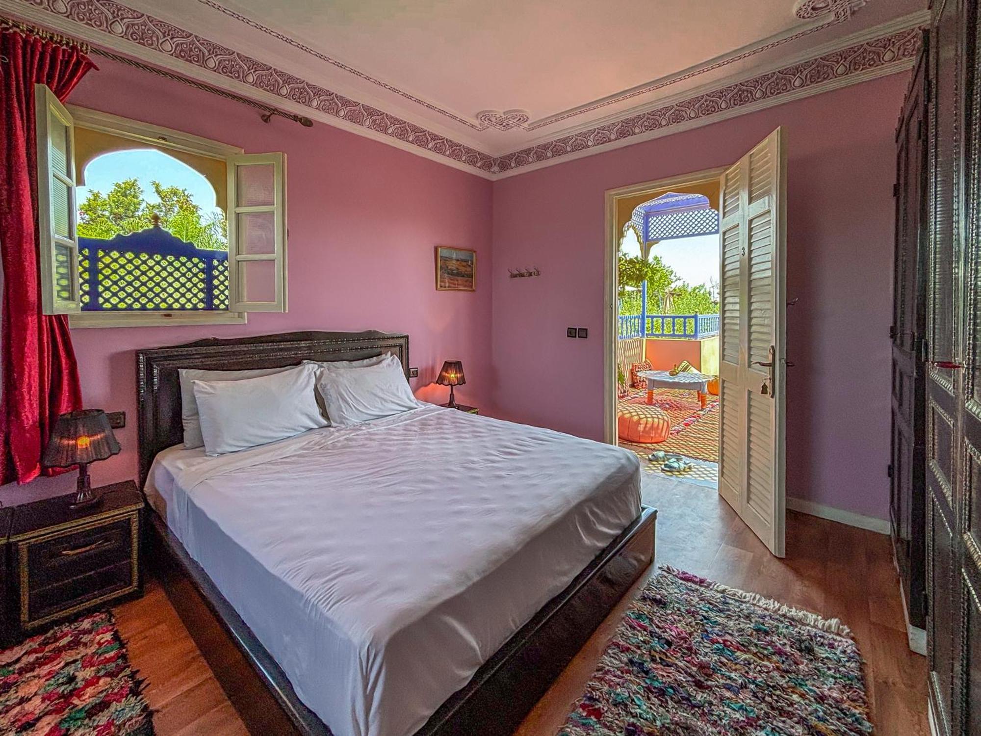 Bed and Breakfast Le Bleu House Sidi Abdallah Ghiat Екстер'єр фото