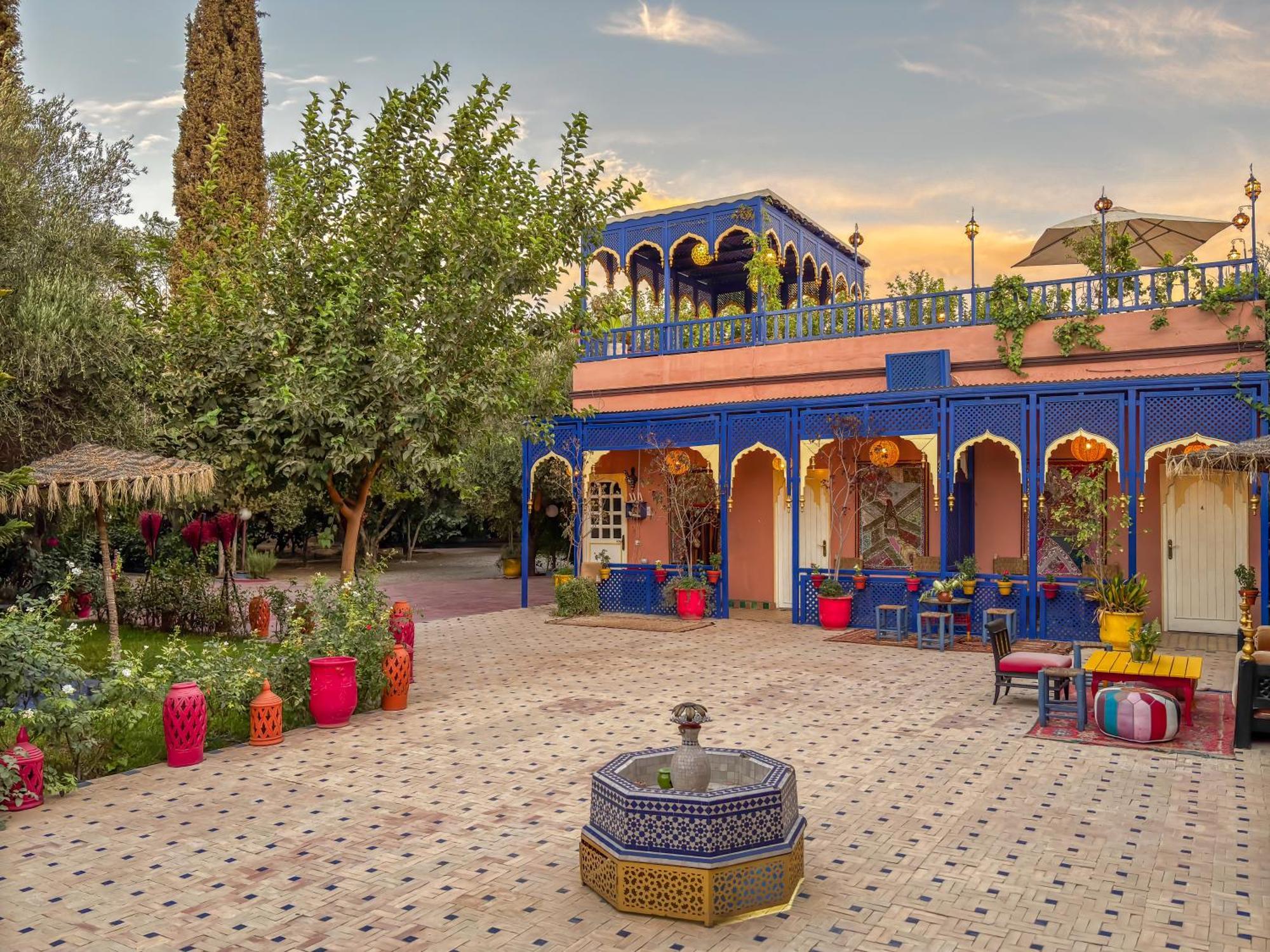 Bed and Breakfast Le Bleu House Sidi Abdallah Ghiat Екстер'єр фото
