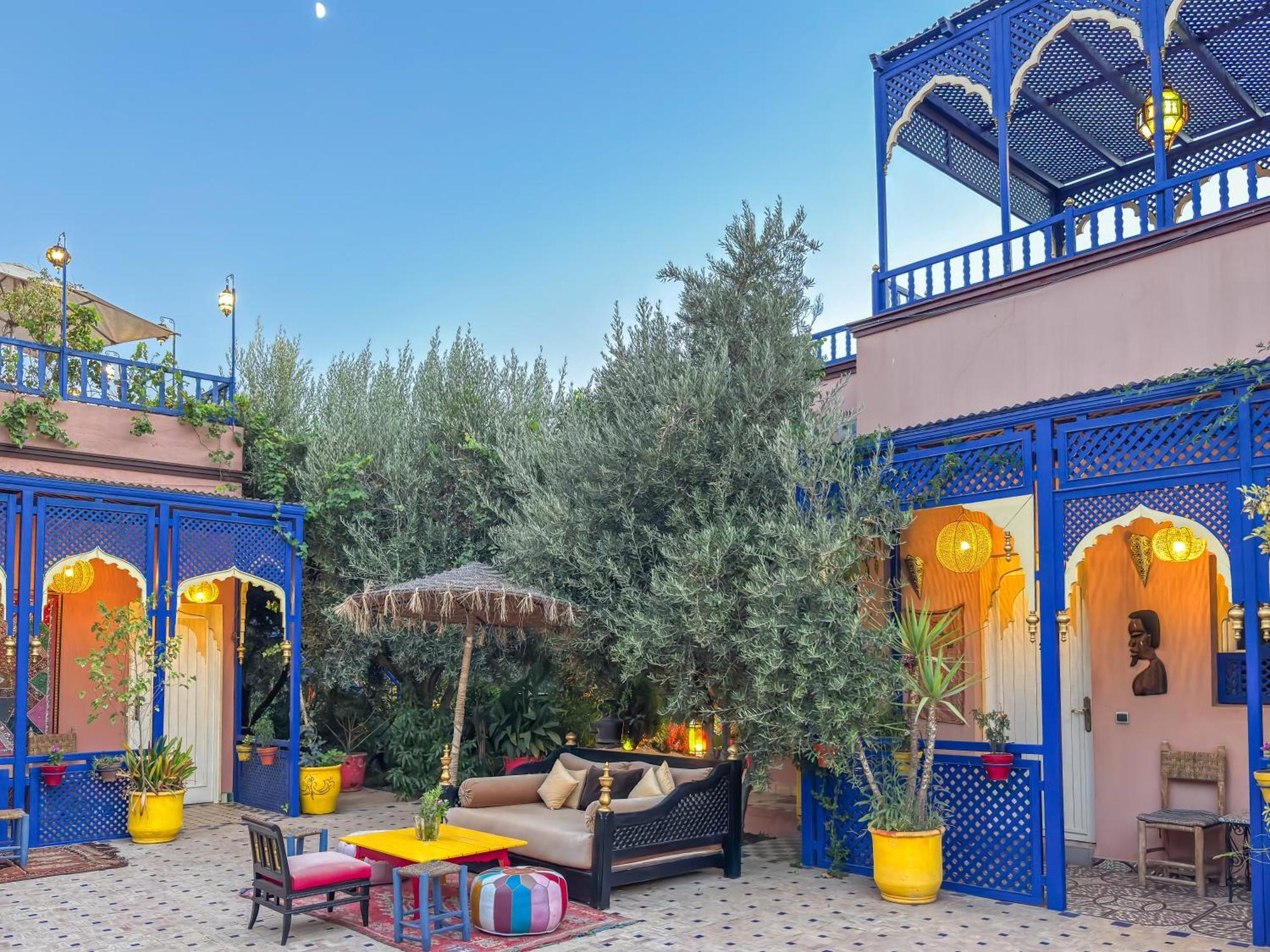 Bed and Breakfast Le Bleu House Sidi Abdallah Ghiat Екстер'єр фото