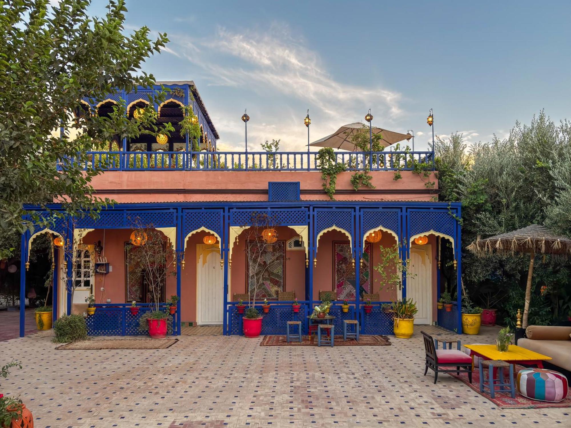 Bed and Breakfast Le Bleu House Sidi Abdallah Ghiat Екстер'єр фото