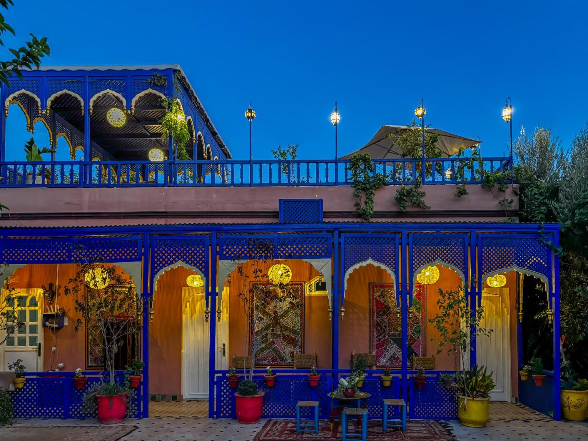 Bed and Breakfast Le Bleu House Sidi Abdallah Ghiat Екстер'єр фото