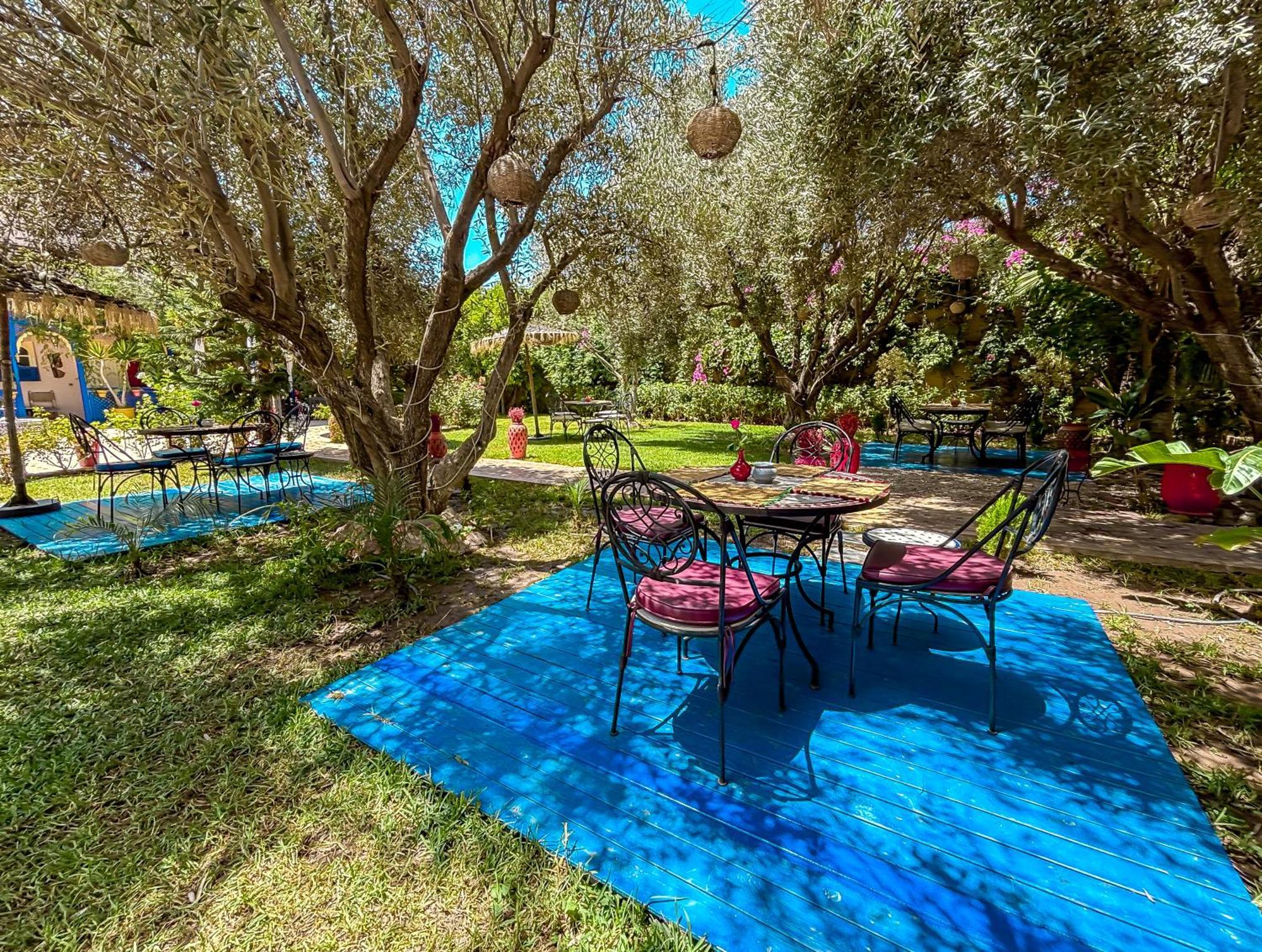 Bed and Breakfast Le Bleu House Sidi Abdallah Ghiat Екстер'єр фото