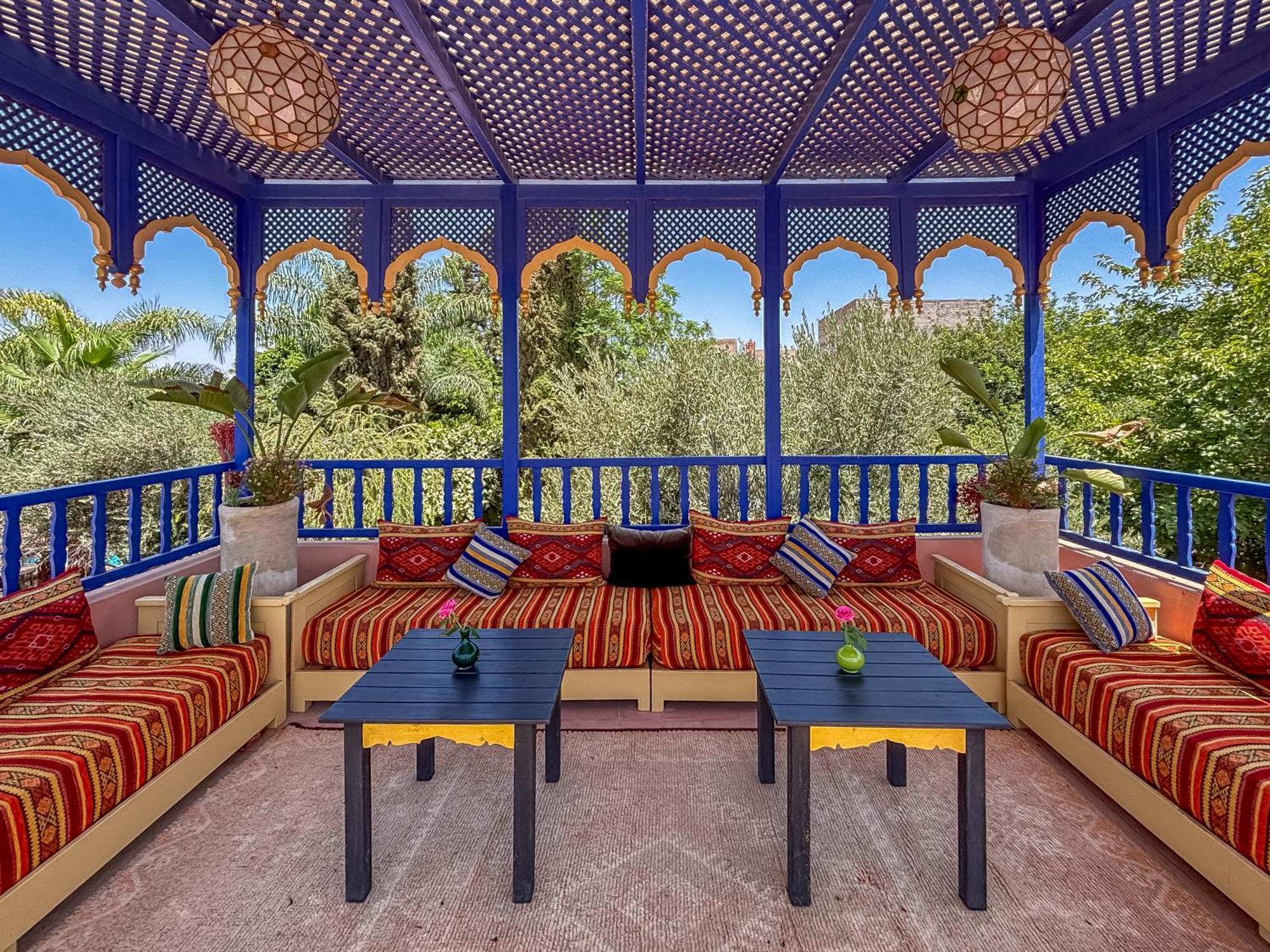 Bed and Breakfast Le Bleu House Sidi Abdallah Ghiat Екстер'єр фото