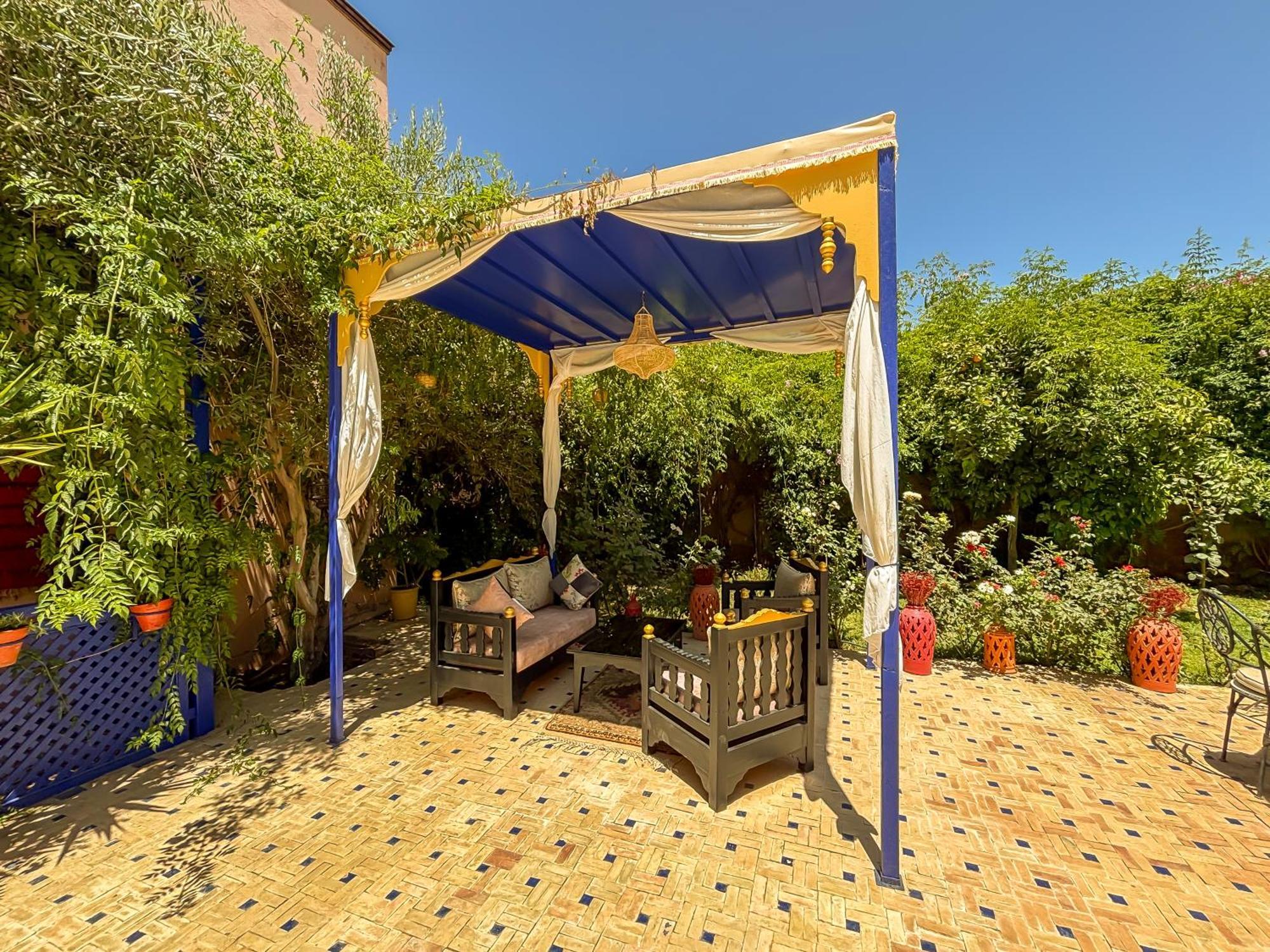 Bed and Breakfast Le Bleu House Sidi Abdallah Ghiat Екстер'єр фото